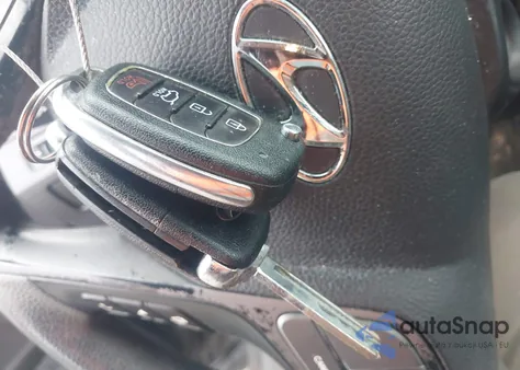 2017 Hyundai Santa Fe Se из США, поврежденный, VIN KM8SM4HFXHU222588